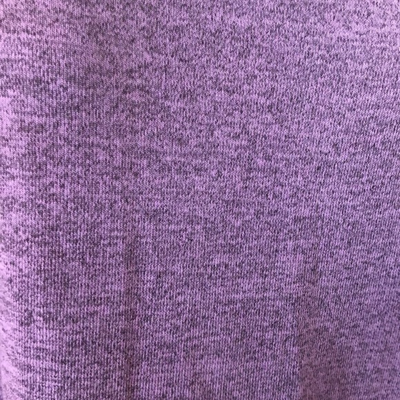 Women’s purple top - Picture 3 of 4